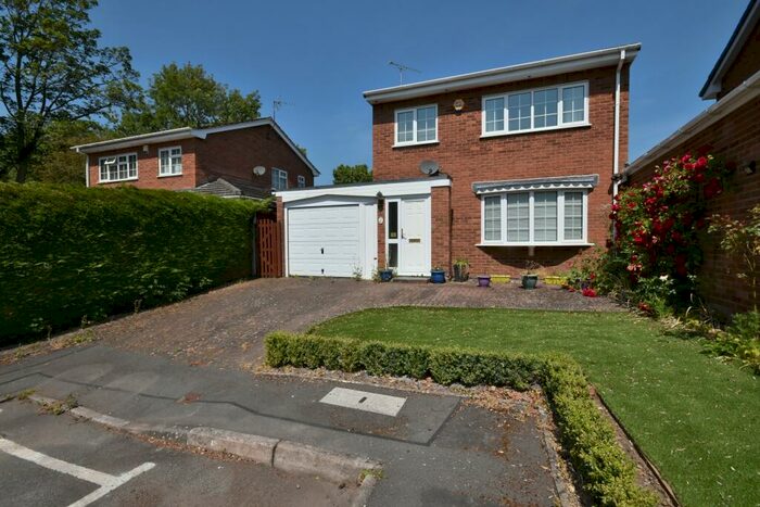 3 Bedroom Detached House For Sale In Ffordd Hendre, Wrexham, LL13