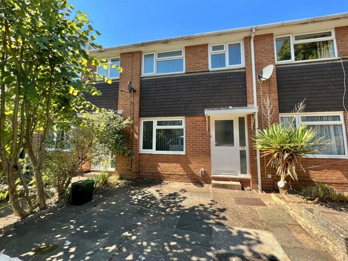 3 Bedroom Terraced House To Rent In Barrack Road, Exeter, EX2