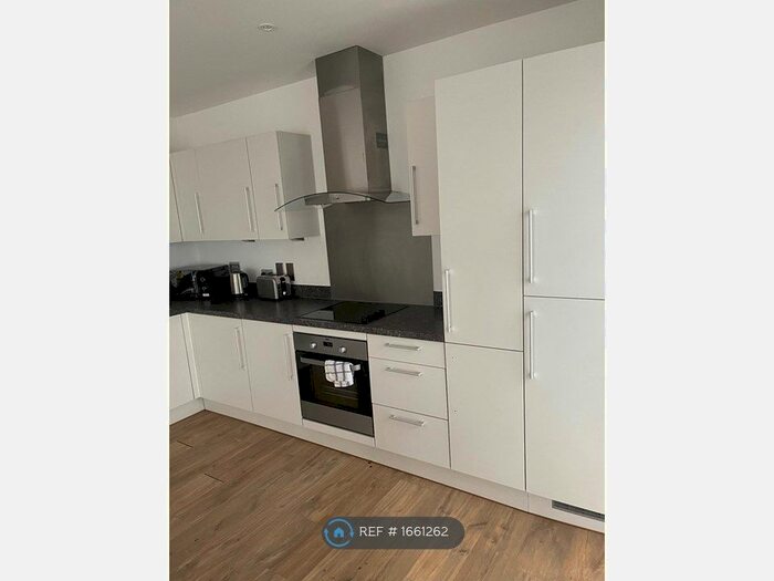 2 Bedroom Flat To Rent In Bawley Court, London, E16