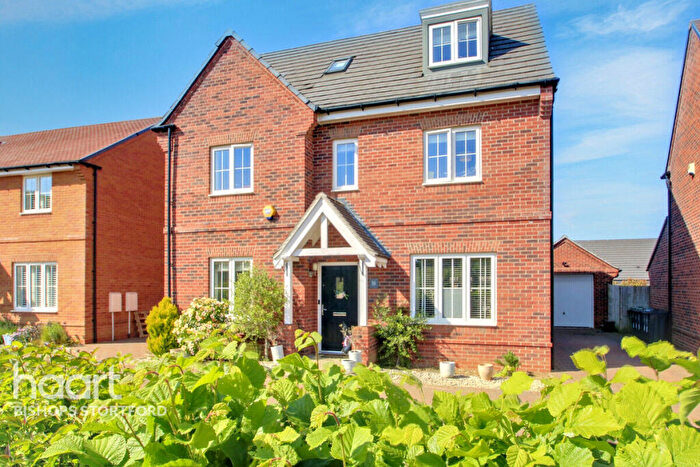 5 Bedroom Detached House For Sale In Oxlip Road, Stansted, CM24