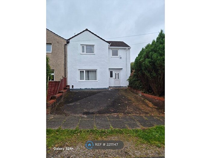 3 Bedroom Semi-Detached House To Rent In Anyon Street, Darwen, BB3