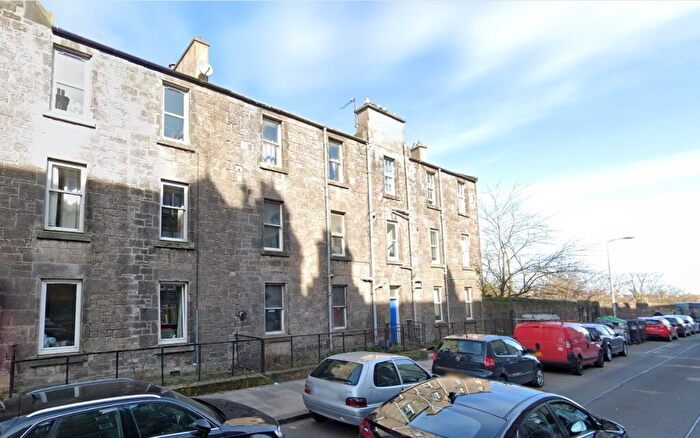 1 Bedroom Flat To Rent In Meadowbank, Meadowbank, Edinburgh, EH8