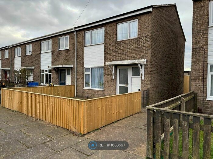 3 Bedroom End Of Terrace House To Rent In Albert Place, Grimsby, DN32