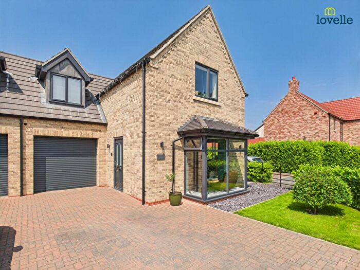 3 Bedroom Semi-Detached House For Sale In Heath Court, Middle Rasen, LN8