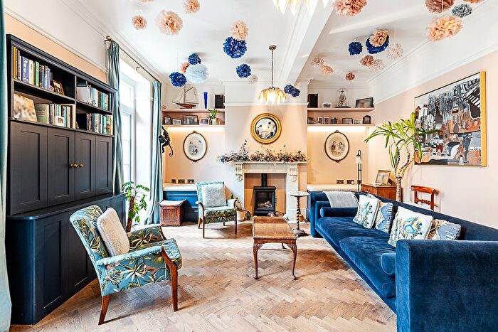 4 Bedroom Flat To Rent In Bristol Gardens, London, W9