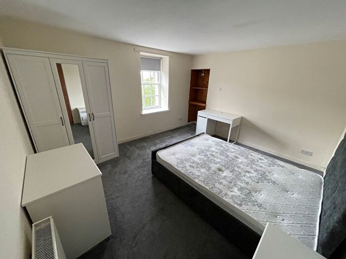 3 Bedroom Flat To Rent In Perth Road, Dundee, DD1