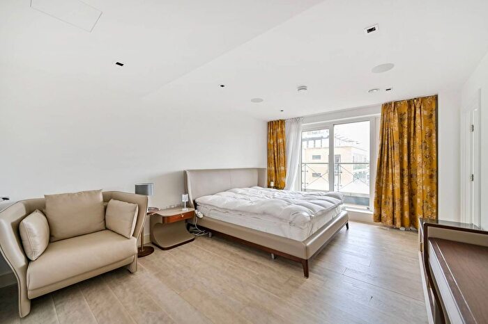 2 Bedroom Flat To Rent In Kew Bridge, Kew Bridge, Brentford, TW8