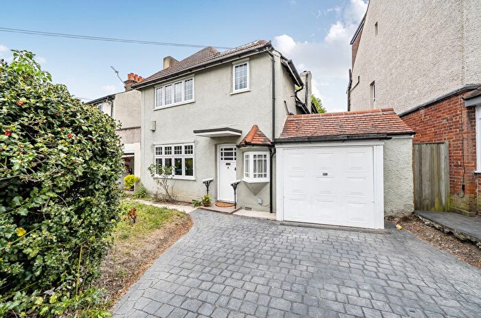 3 Bedroom Detached House For Sale In Craybrooke Road, Sidcup, DA14