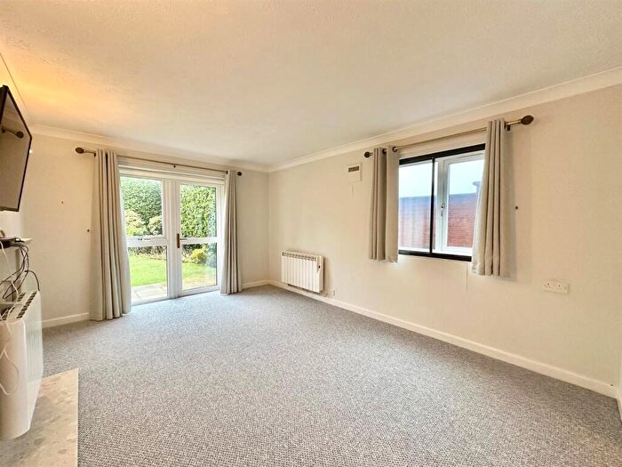 1 Bedroom Flat For Sale In Beam Street, Nantwich, CW5