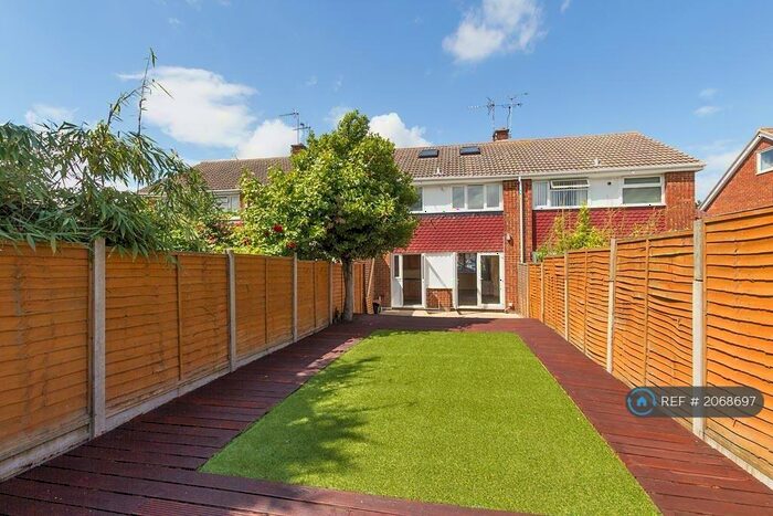 3 Bedroom Terraced House To Rent In Coombe Drive, Sittingbourne, ME10