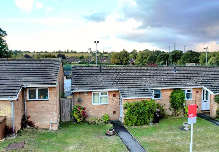 1 Bedroom Bungalow For Sale In Powell Close, Guildford, Surrey, GU2