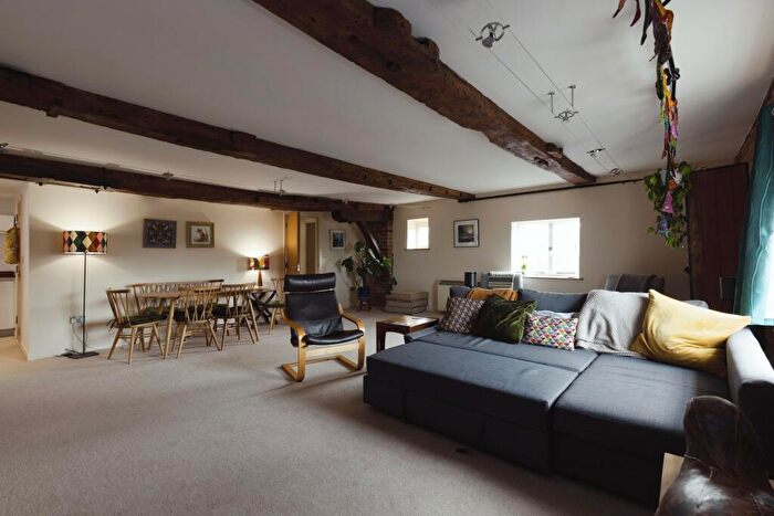 3 Bedroom Flat To Rent In Abbey Mill, , Mill Street, GL20