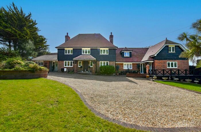 6 Bedroom Detached House For Sale In Hillway Road, Bembridge, PO35