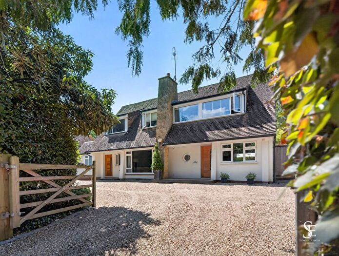 5 Bedroom Detached House For Sale In Halls Lane, Waltham St. Lawrence, RG10