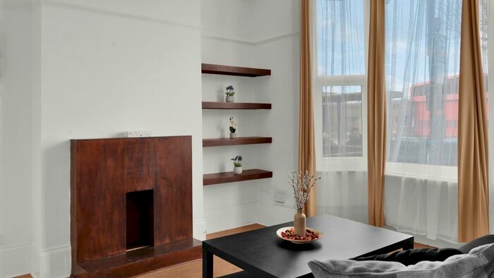 4 Bedroom Town House To Rent In Woolwich Road, London, SE7