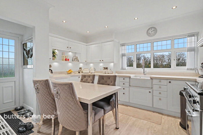 3 Bedroom Detached Bungalow For Sale In Hollywall Lane, Stoke On Trent, ST6