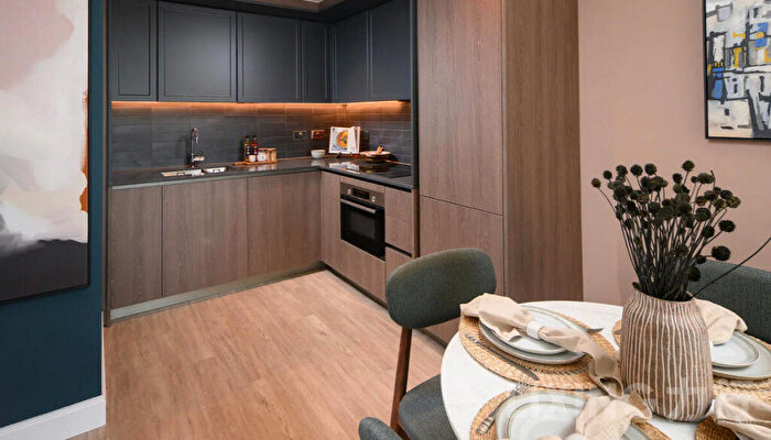 1 Bedroom Apartment For Sale In The Pinnacle, Oval Village, Kennington, SE11