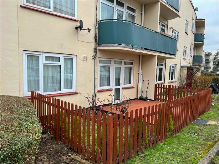 2 Bedroom Flat To Rent In Flowersmead, Upper Tooting Park, London, SW17