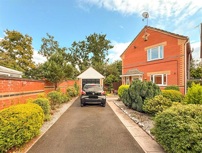 3 Bedroom Detached House For Sale In Scott Close, Elworth, Sandbach, CW11