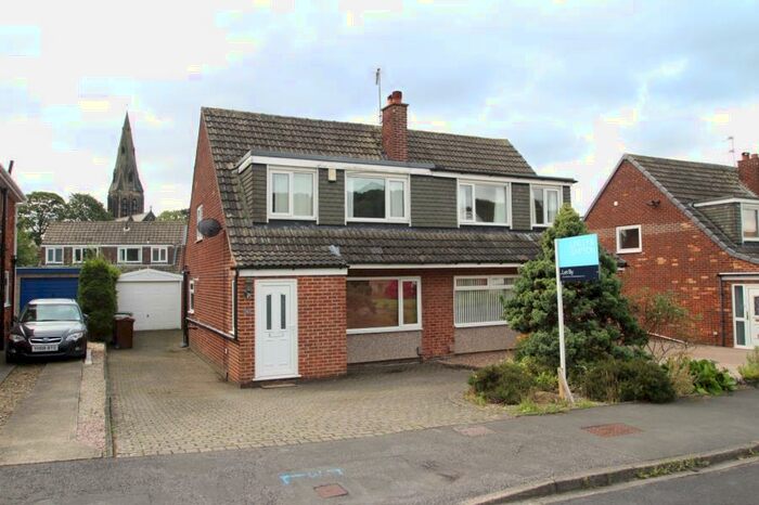 3 Bedroom Semi-Detached House To Rent In South Lee, Horsforth, Leeds, LS18