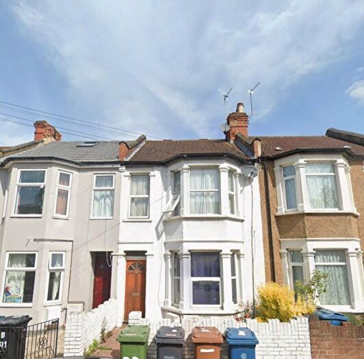 1 Bedroom Ground Maisonette To Rent In Havelock Road, Harrow, Middlesex, HA3