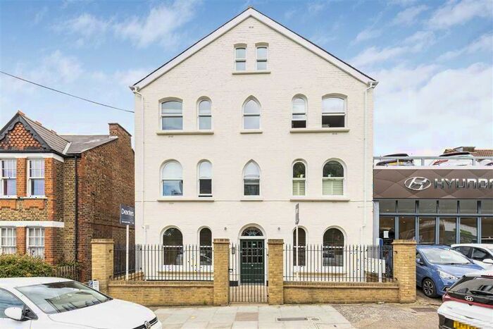 1 Bedroom Flat To Rent In North Road, Kew, Richmond, TW9