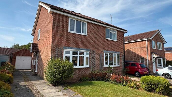 2 Bedroom Semi Detached House For Sale In Newlands, Northallerton, DL6