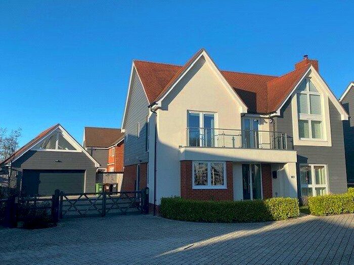 5 Bedroom Detached House To Rent In Oxlease Meadows, Romsey, Hampshire, SO51