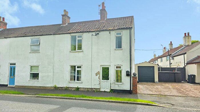 2 Bedroom End Of Terrace House For Sale In High Street, Walcott, Lincoln, Lincolnshire, LN4