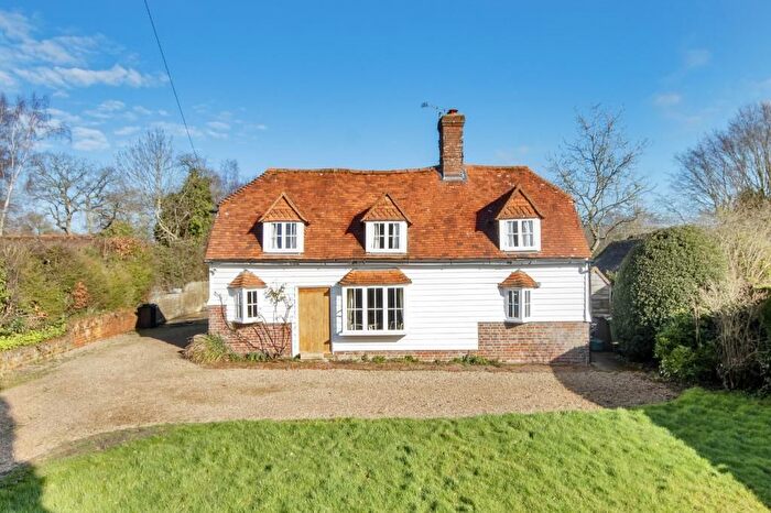 3 Bedroom Detached House For Sale In Rye Road, Sandhurst, Kent, TN18