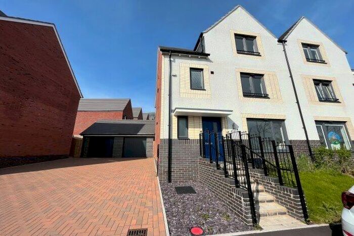 4 Bedroom Property To Rent In Dol Isaf, Caerdydd, CF15