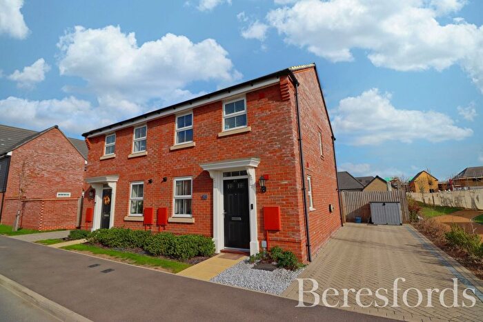 2 Bedroom Semi-Detached House For Sale In Endeavour Way, Burnham-On-Crouch, CM0