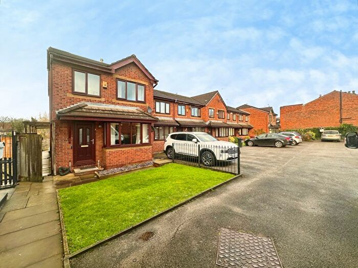 3 Bedroom Terraced House For Sale In Market Street, Manchester, M26