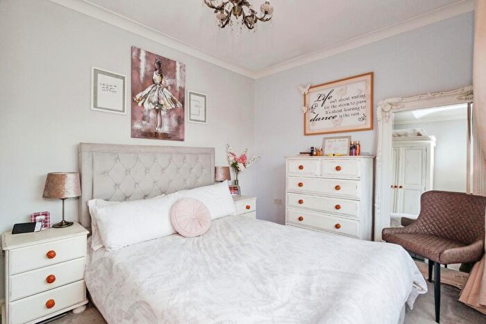 3 Bedroom Semi-Detached House For Sale In Westbourne Road, Denton, Manchester, Greater Manchester, M34