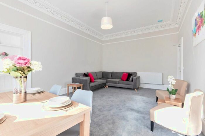 4 Bedroom Flat To Rent In Leven Terrace, Meadows, Edinburgh, EH3