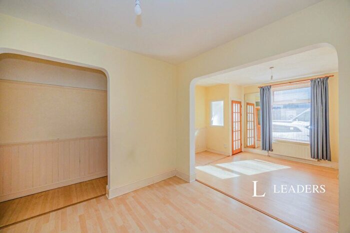 3 Bedroom Terraced House To Rent In Havant Road, Portsmouth, PO2