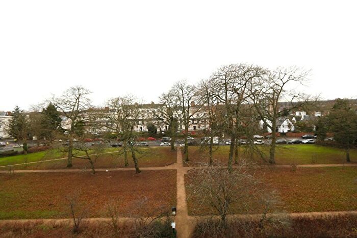 2 Bedroom Apartment To Rent In Clarendon Square, Leamington Spa, Warwickshire, CV32