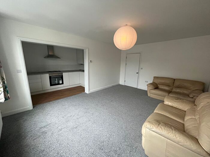 2 Bedroom Property To Rent In The Old Vera Building, Looe, PL13
