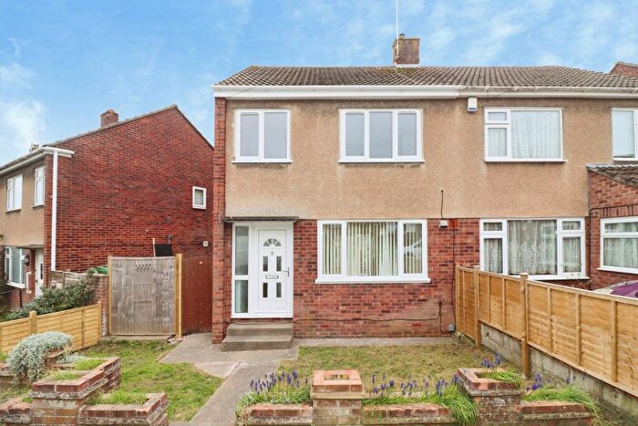 3 Bedroom Semi-Detached House For Sale In Prospect Crescent, Kingswood, Bristol, BS15