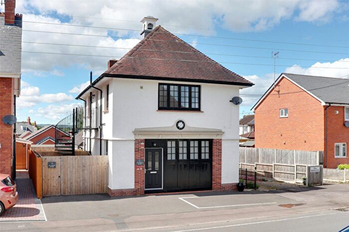 2 Bedroom Flat For Sale In St. Johns Place, Victoria Street, Wellington, Somerset, TA21