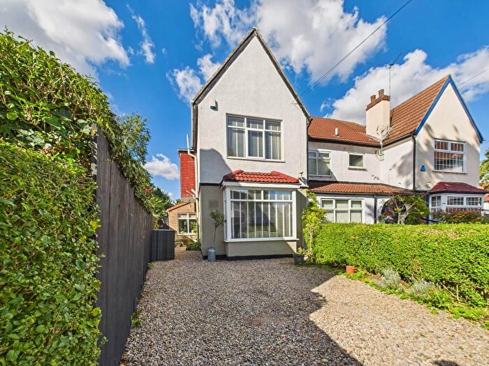 3 Bedroom End Of Terrace House For Sale In Orchard Road, Hull, HU4