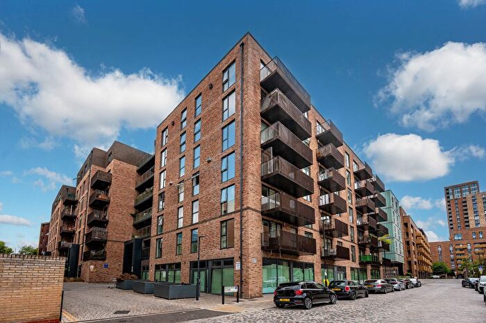 2 Bedroom Flat For Sale In Bloom Heights, Rotherhithe, London, SE8