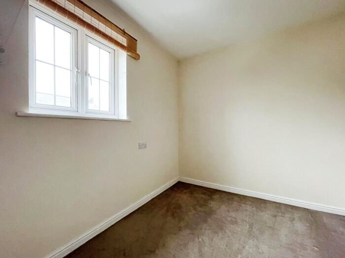 2 Bedroom Apartment To Rent In Thursday Street, Swindon, Wiltshire, SN25
