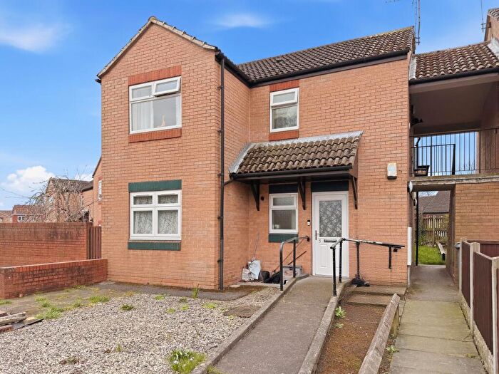 1 Bedroom Flat For Sale In Thievesdale Close, Worksop, S81