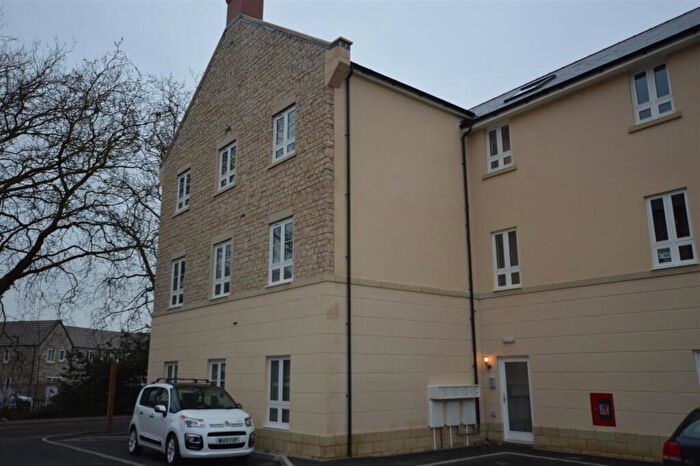 2 Bedroom Flat To Rent In Brunel Court, Frome Hill, Radstock, BA3
