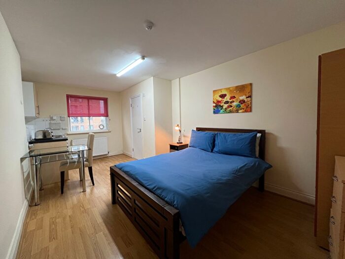Studio To Rent In Cromwell Road, London, SW7