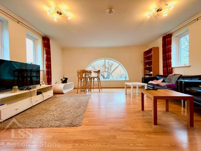 4 Bedroom Detached House To Rent In Middleton Drive, London SE16