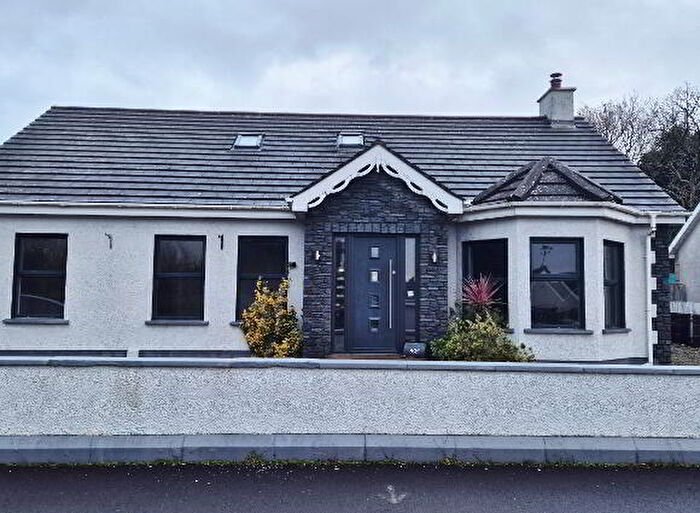 6 Bedroom Chalet Bungalows For Sale In E Ballinlea Road, Ballycastle, BT54