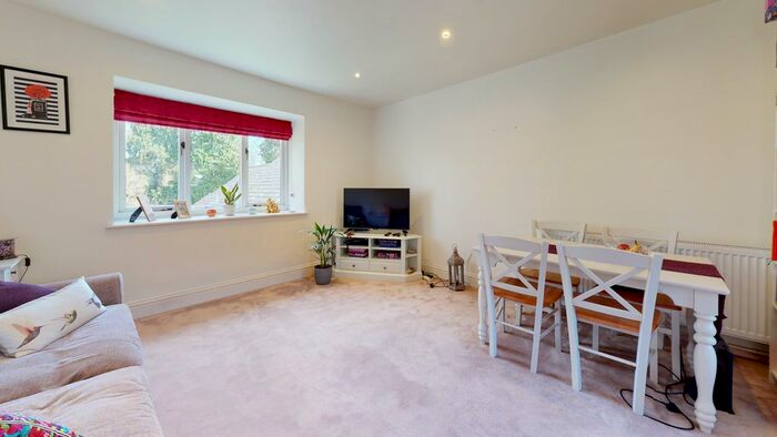 1 Bedroom Flat To Rent In Bury Green, Hemel Hempstead, HP1