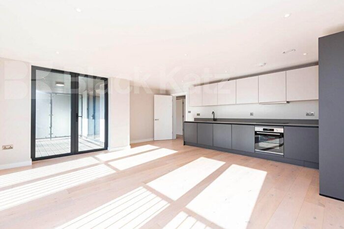 2 Bedroom Flat To Rent In Tottenham Lane, Crouch End, N8